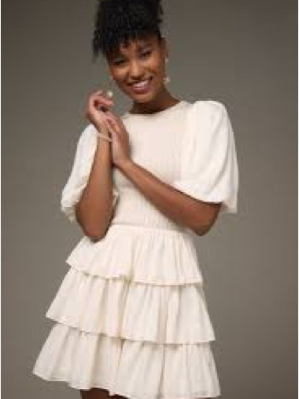Francesca’s Puff Sleeve Tiered Mini Dress in Cream/Blush